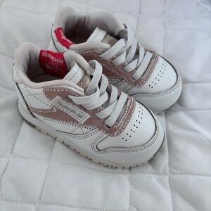 ⭒ Baby Size 4 / 10cm Reebok Classics Trainers White UK Sneakers Slip ons 10cm ⭒